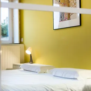 large-duplex-in-the-heart-of-old-lyon.hotels-rhonealpes.com/