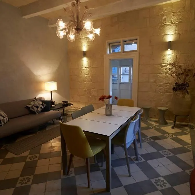 House Of Character In La Valette Malte